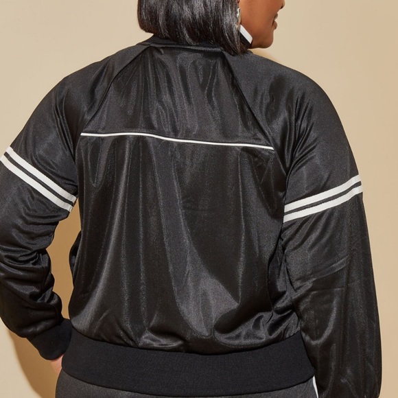 Plus ASHLEY STEWART Black White Striped Cropped Track Jacket 14/16 - Picture 3 of 5